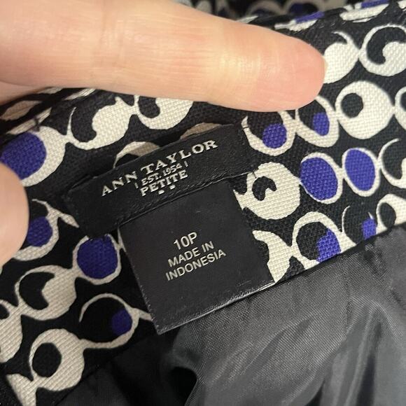 Ann Taylor Skirt size 10 Petite Black Purple Circles Dots Straight Knee Casual - Picture 10 of 10